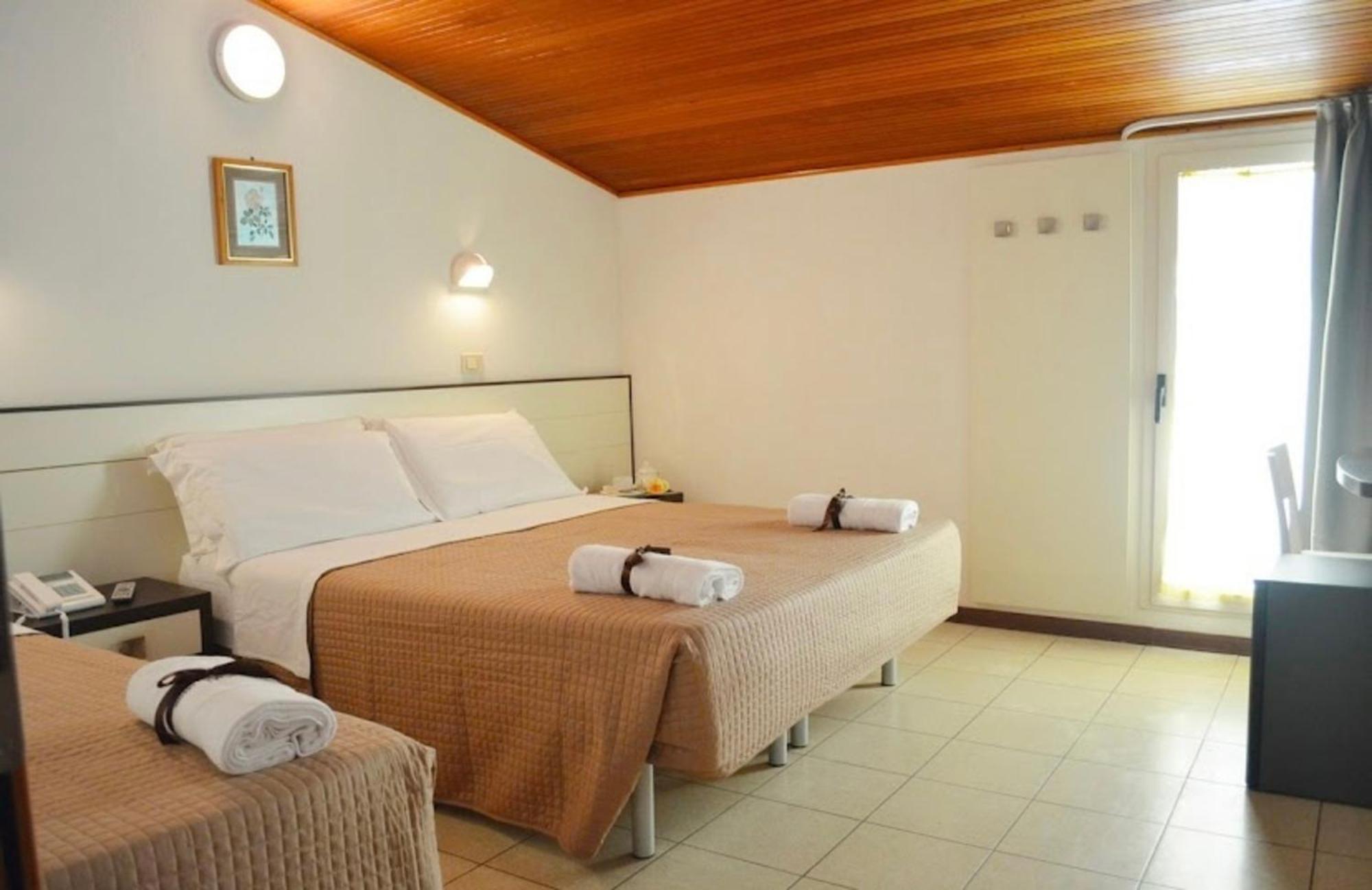 Hotel Europa 米兰马瑞提那 客房 照片